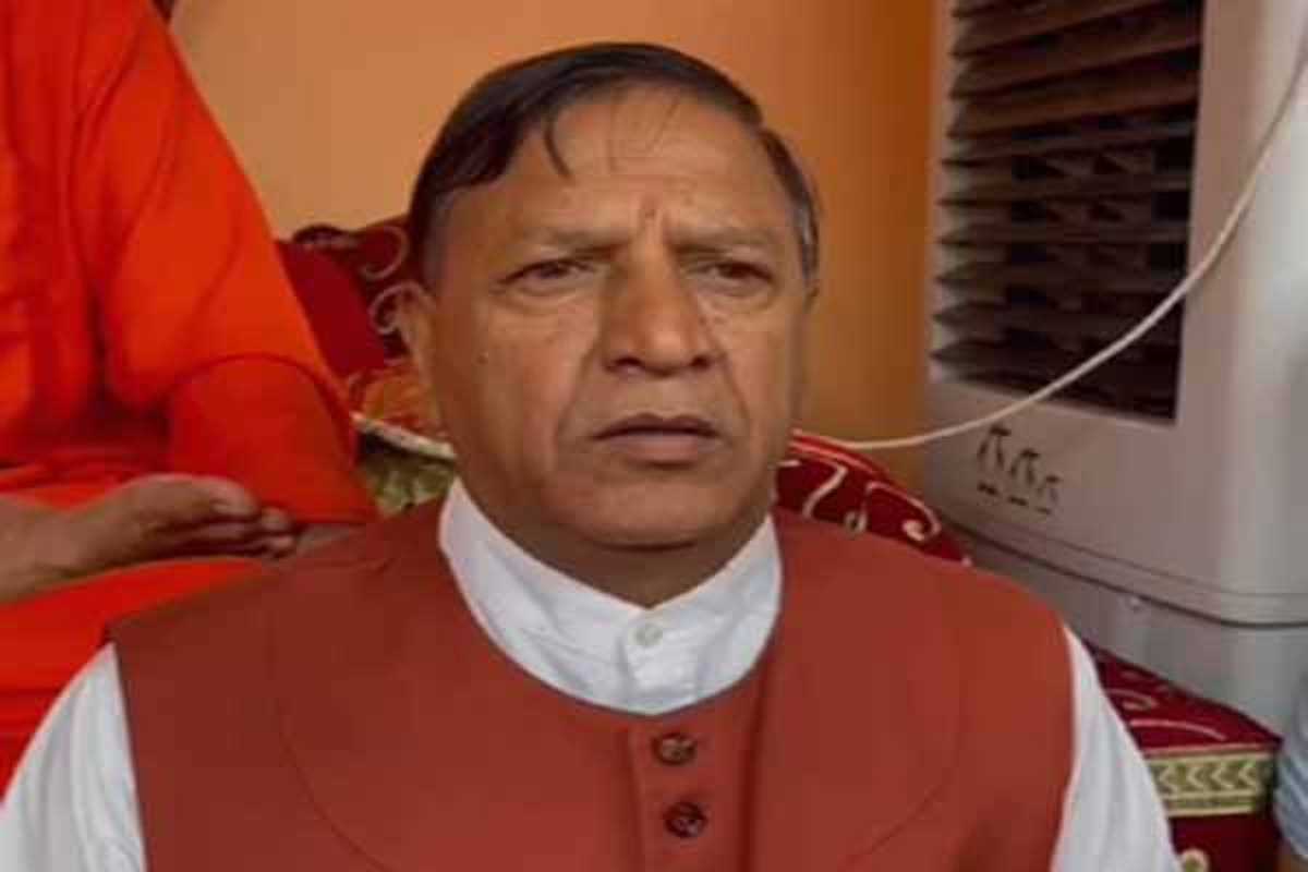 हिमाचल प्रदेश के नाहन में भाजपा प्रदेश अध्यक्ष की मौजूदगी में साधु-संतों को दिलवाई गई सदस्यता हिमाचल प्रदेश के नाहन में भाजपा प्रदेश अध्यक्ष की मौजूदगी में साधु-संतों को दिलवाई गई सदस्यता